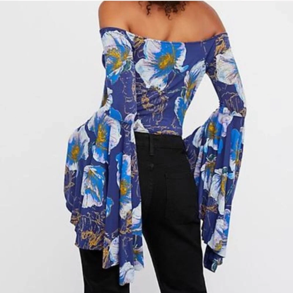 Free People Birds of Paradise Top - Picture 2 of 4